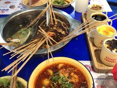 -马路边边串串香(苗栗路店)