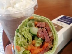 京味烤鸭鲜蔬卷-瑞幸咖啡(GoGo新天地店)