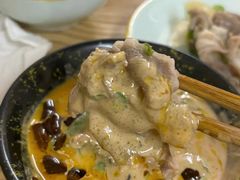 -洞庭洲·防空洞火锅·铜锅涮肉·烧烤(新百广场店)