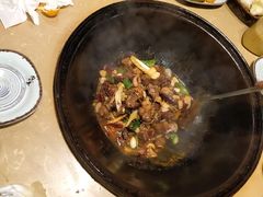 -万里闯关东铁锅炖菜馆(高新旗舰店)
