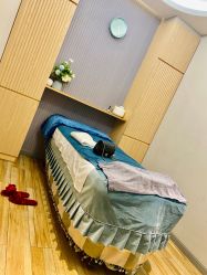 -PE SALON 
