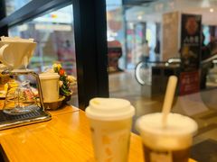 -星巴克(上海虹桥新天地二店)