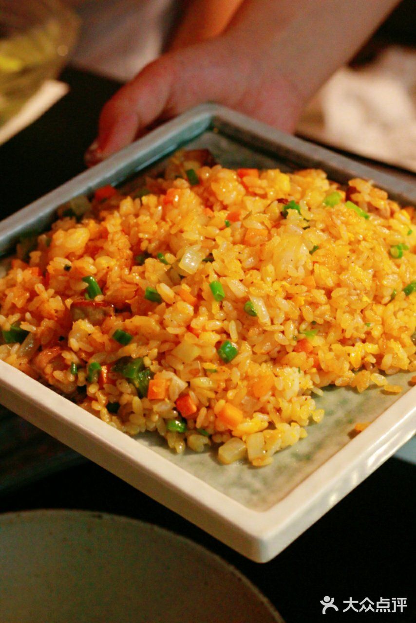 深圳日料｜音乐喷泉旁的深夜食堂🪐 🌙
