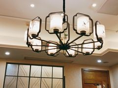 -香山湖家家宴(中山陵店)