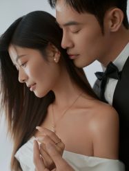 点击看大图 -至臻微拉婚纱摄影