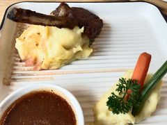 -LENBACH兰巴赫西餐啤酒坊(大连东港店)