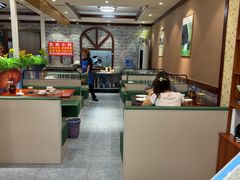 -菌之家·专业纯野生菌火锅·特色炒菌