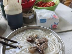 -小倪羊肉米线馆