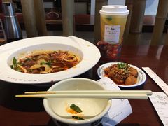 -成都你六姐·牛肉冒菜(城市集市合生汇店)