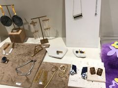 -LADY FAFA(巨鹿路陕西南路路口店)