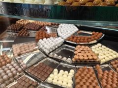 -Laderach 莱德拉(上海环贸iapm店)