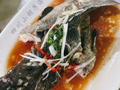 -四川小胡子海鲜(丁村万人海鲜广场店)