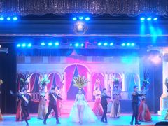 -金东尼人妖秀