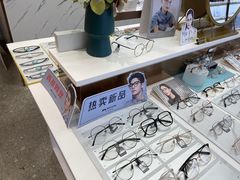 -无界眼镜MaxLess(南翔印象城店)