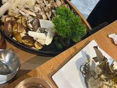 -一朵菌·野生菌探索家火锅(南亚店)
