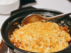 蟹黄煲仔饭-屋里厢上海菜馆