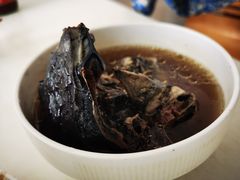 乌鸡汤-忠义蚵仔煎