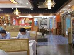 -围龙屋客家食府(福田店)