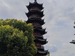 -龙华寺
