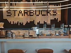 -星巴克臻选(上海虹桥新天地三店)