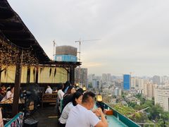 -萨芭蒂高空花园餐酒吧