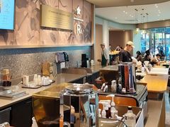 -星巴克臻选(周浦万达店)