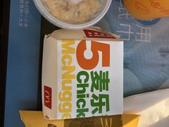 -麦当劳(展览路店)