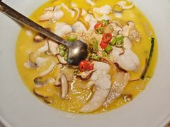 -蜜桃餐厅·伴山(绿宝广场店)