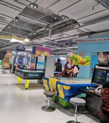 -利奥梦幻主题乐园(爱琴海购物公园店)