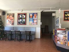 -Winchell's Donuts House