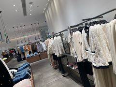 -URBAN REVIVO(西安Momopark店)