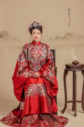 点击看大图 -经典婚纱摄影美学馆·私人定制