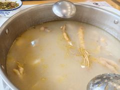 -朴小妹人参鸡汤火锅(长白山万达店)