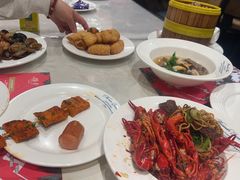 -四海一家自助餐(益田假日广场店)