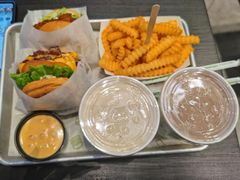 招牌牛肉堡-Shake Shack(西单大悦城店)