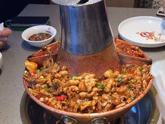 -老佛爷铜炉蛙锅(东门老街店)