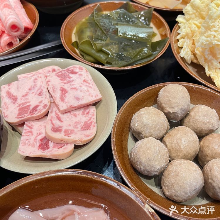 南山巷子里的一家重庆老火锅