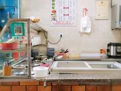 -亚忠小吃店(曾厝垵店)