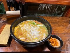 -银米·云南传统过桥米线(双廊黑金冠店)