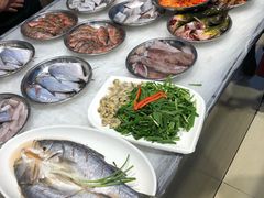 -侬佳蒸菜馆(听潮店)