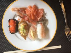 -昆山裕元花园酒店·温莎西餐厅