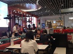 大堂-肥汁米蘭香港米线(长宁来福士店)