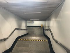 -衡山路(地铁站)