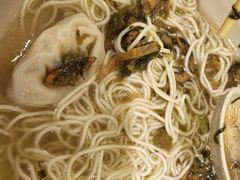 -玖鲜小笼(中山广场店)