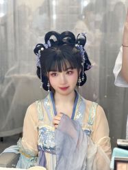 -一揽芳华汉服旗袍体验馆(拙政园店)