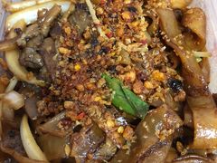 避风塘干炒牛河-唐宫
