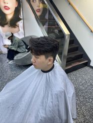 -藤野造型专业烫染接发