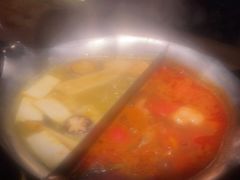 -湊湊火锅·茶憩(杭州湖滨银泰in77店)