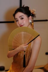 -艾米丽婚纱礼服