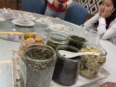 -三江源美食城